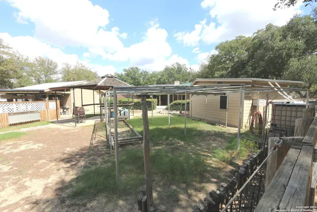 $538,900 | 311 Wagon Wheel, Adkins, TX 78101