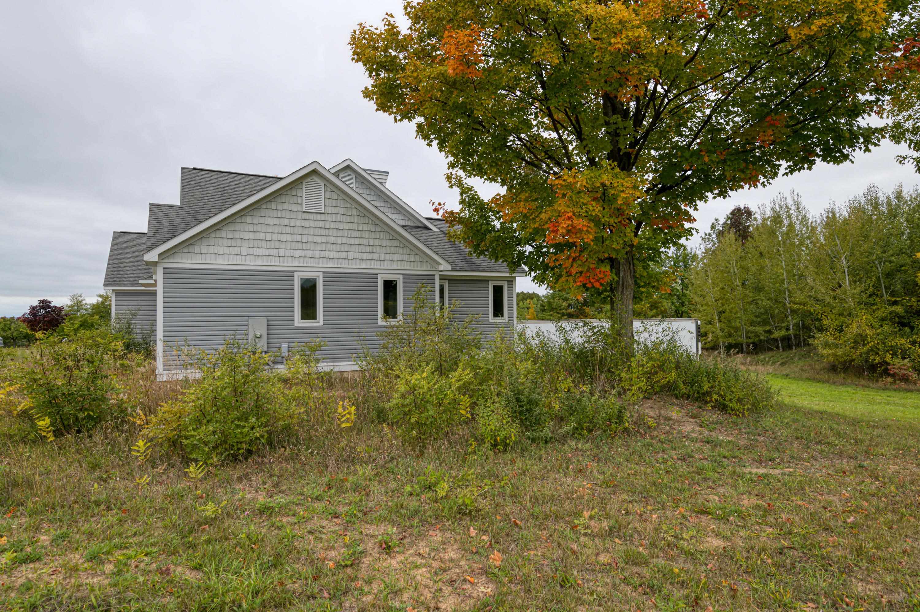 8255 Angell Road Williamsburg, MI 49690 - Photo 18 of 63 1916881-18.JPG