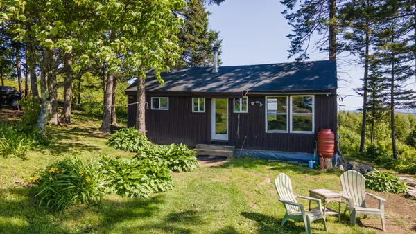 $900,000 | 533 Mt Ephraim Road, Searsport, ME 04974