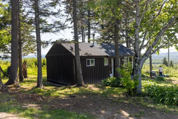 $900,000 | 533 Mt Ephraim Road, Searsport, ME 04974