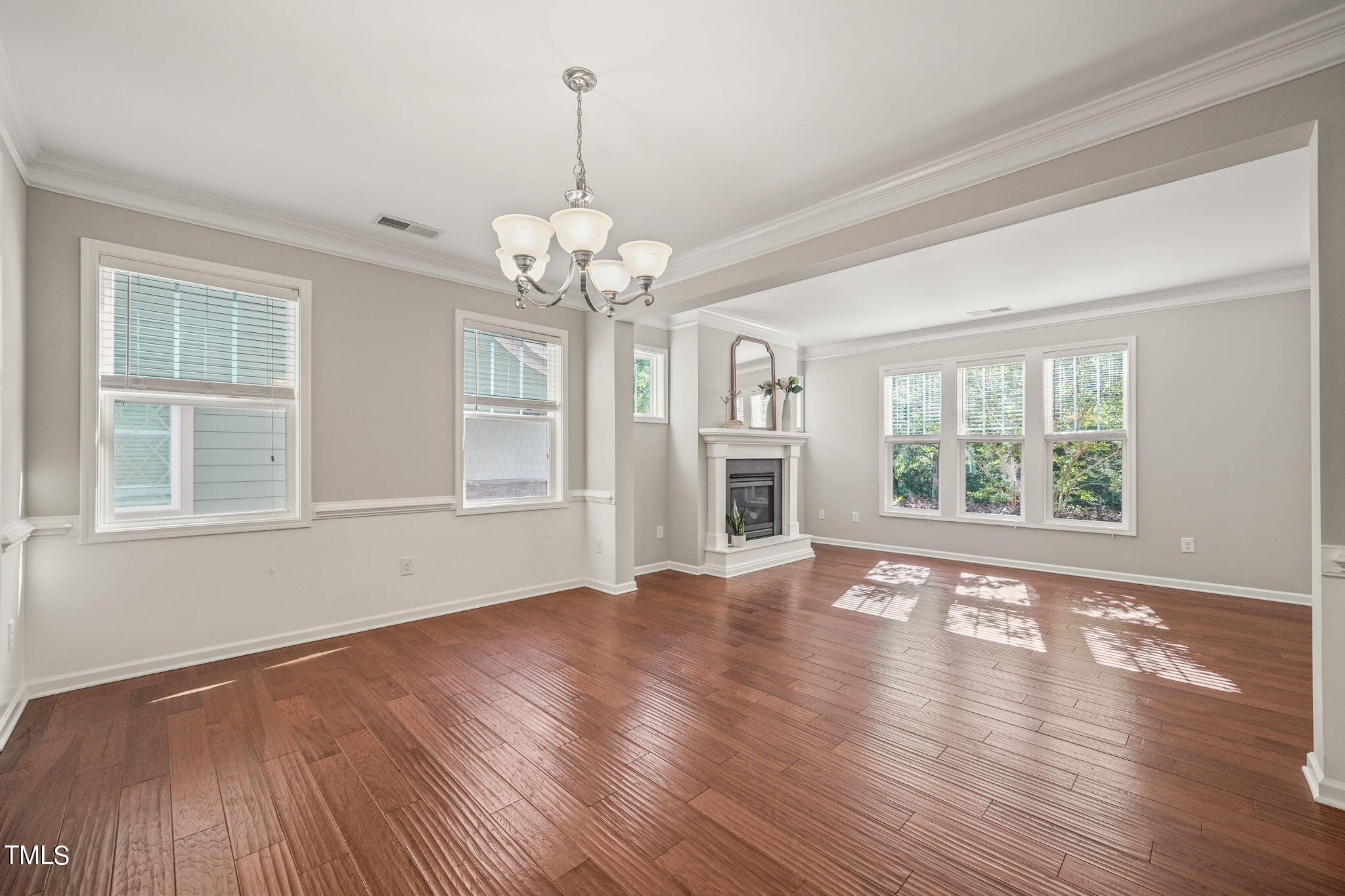 5530 Wade Park Boulevard Raleigh, NC 27607 - Photo 9 of 59 9-web-or-mls-DSC06027