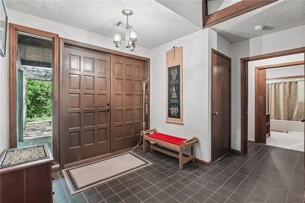 3086 Cascade Road Atlanta, GA 30311 - Photo 8 of 47