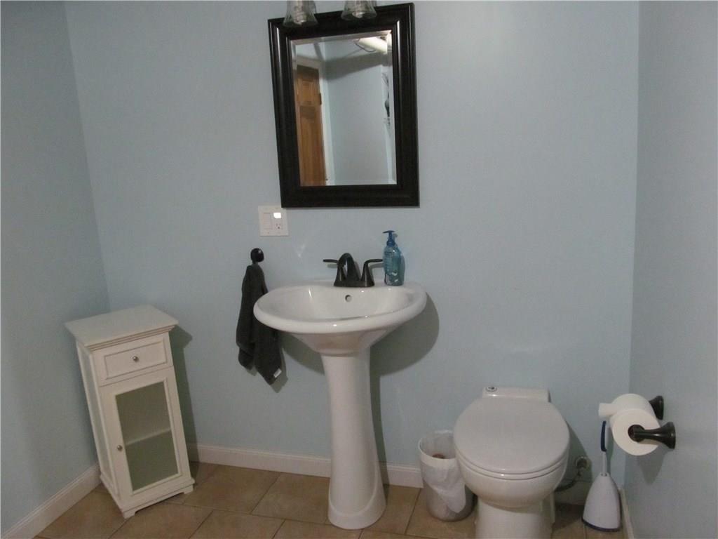 14 Terrace Road Readfield, ME 04355 - Photo 30 of 34 Half bath.