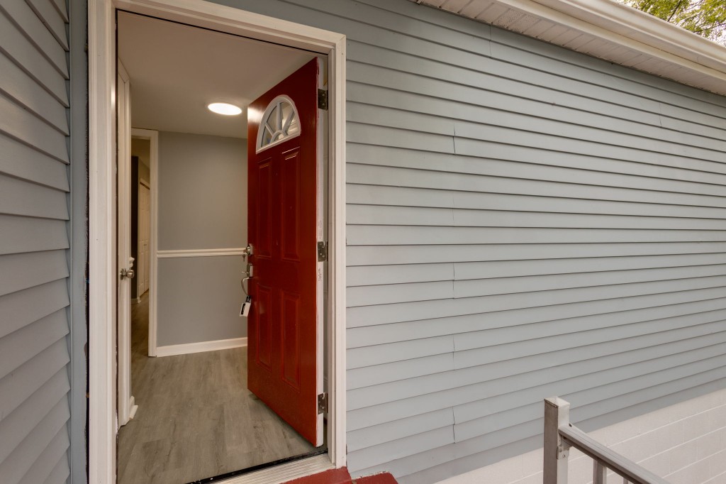 245 Warrior Road Madison, TN 37115 - Photo 7 of 24 a view of elevator