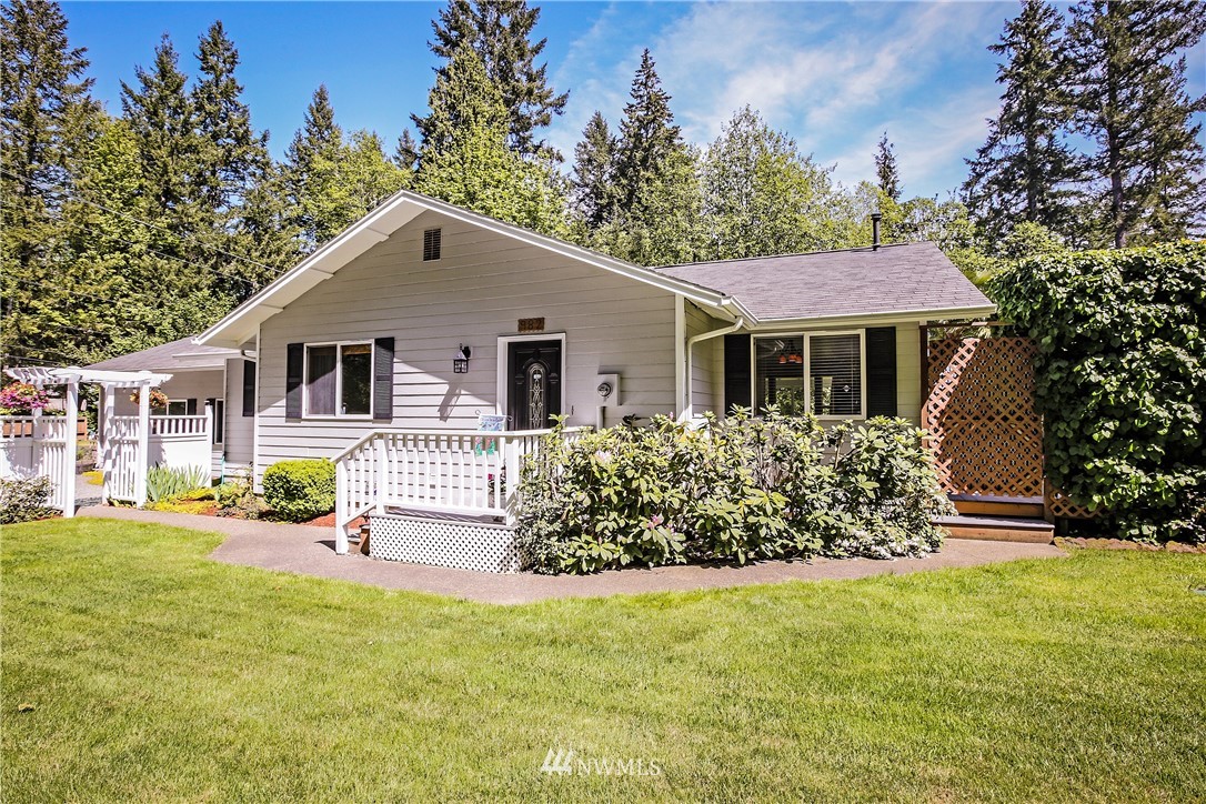 4201 Beauty Lake Road Southwest Port Orchard, WA 98367 - Photo 1 of 25 Gallery Image 1