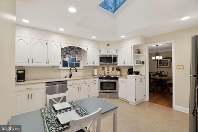 $529,900 | 2816 Landon Drive, Wilmington, DE 19810