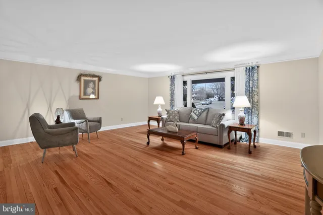 $529,900 | 2816 Landon Drive, Wilmington, DE 19810