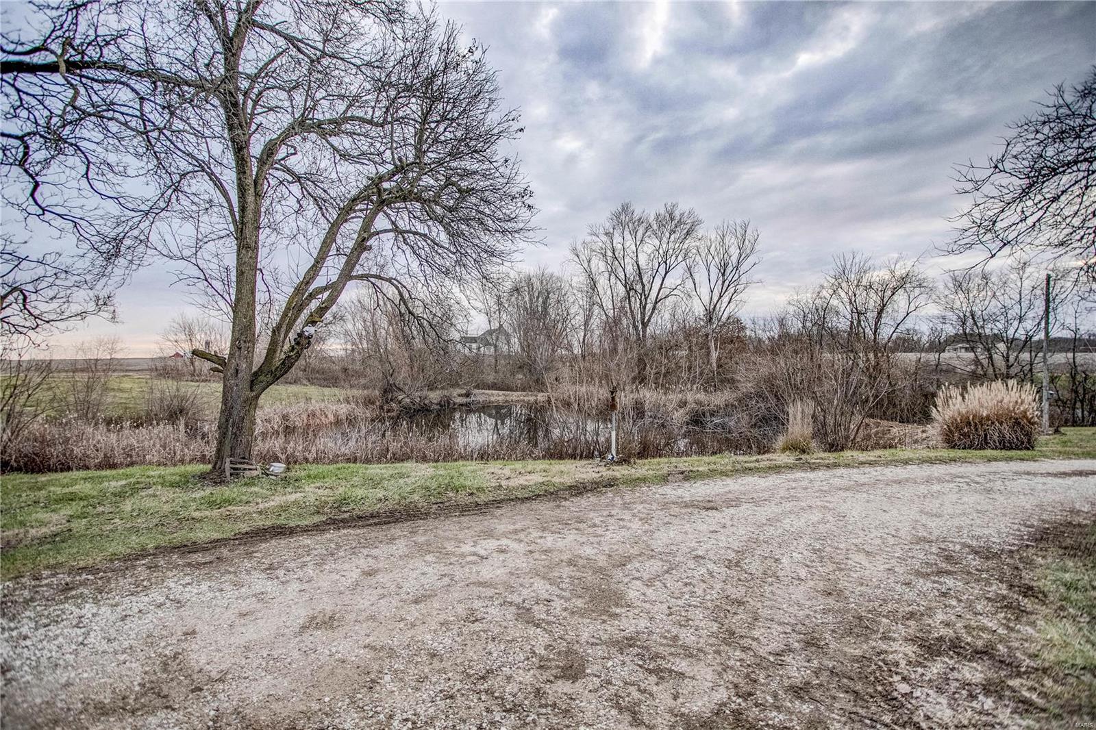 23414 Range Line Road Jerseyville, IL 62052 - Photo 14 of 61