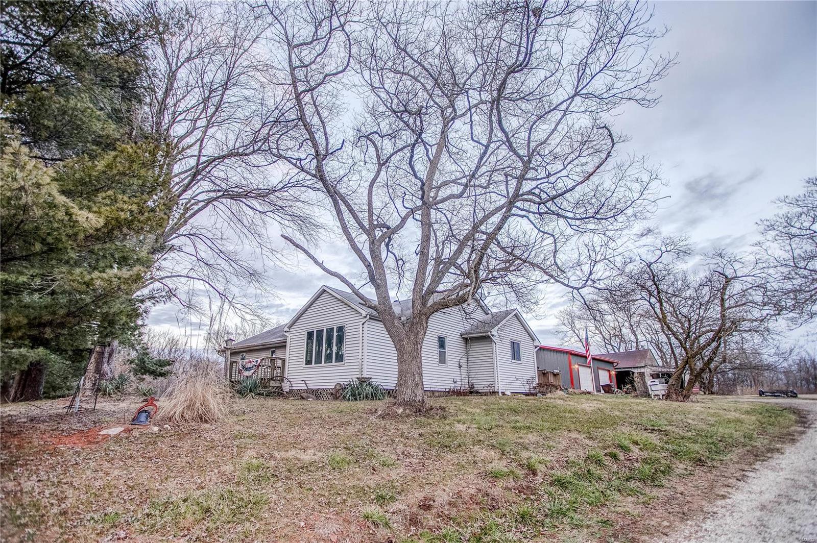 23414 Range Line Road Jerseyville, IL 62052 - Photo 2 of 61