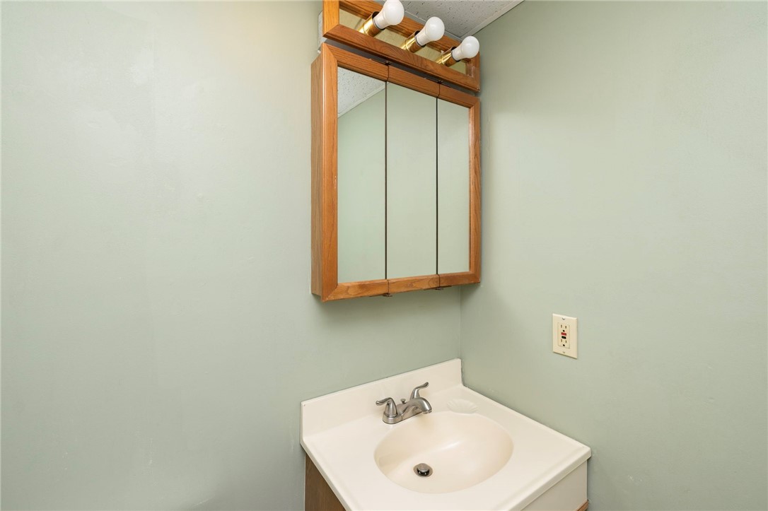 4158 Post Road, Unit 9 Warwick, RI 02818 - Photo 18 of 36 Half Bath