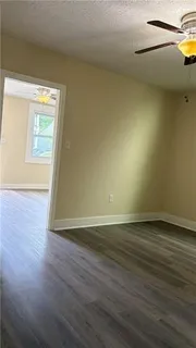 $1,100 | 4326 Annunciation Street, New Orleans, LA 70115