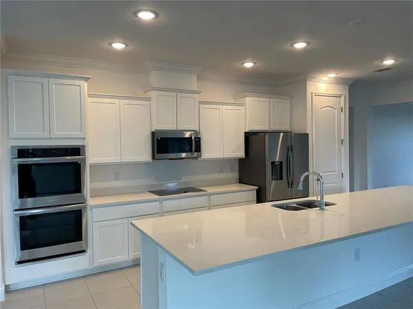 $3,675 | 10060 Dolphin Gull Circle, Thonotosassa, FL 33592