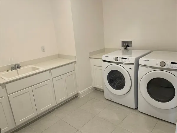 $3,675 | 10060 Dolphin Gull Circle, Thonotosassa, FL 33592