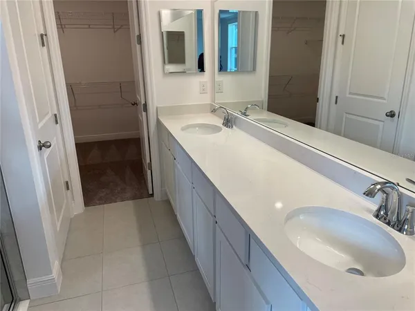 $3,675 | 10060 Dolphin Gull Circle, Thonotosassa, FL 33592