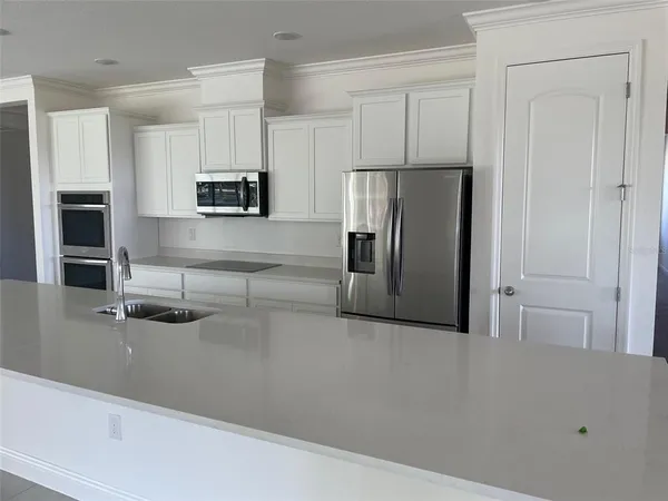 $3,675 | 10060 Dolphin Gull Circle, Thonotosassa, FL 33592