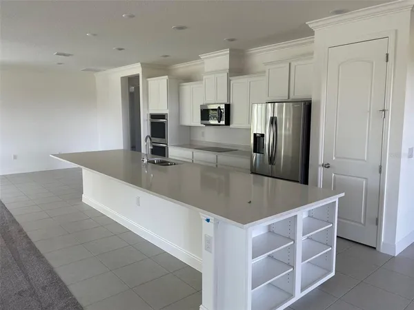 $3,675 | 10060 Dolphin Gull Circle, Thonotosassa, FL 33592