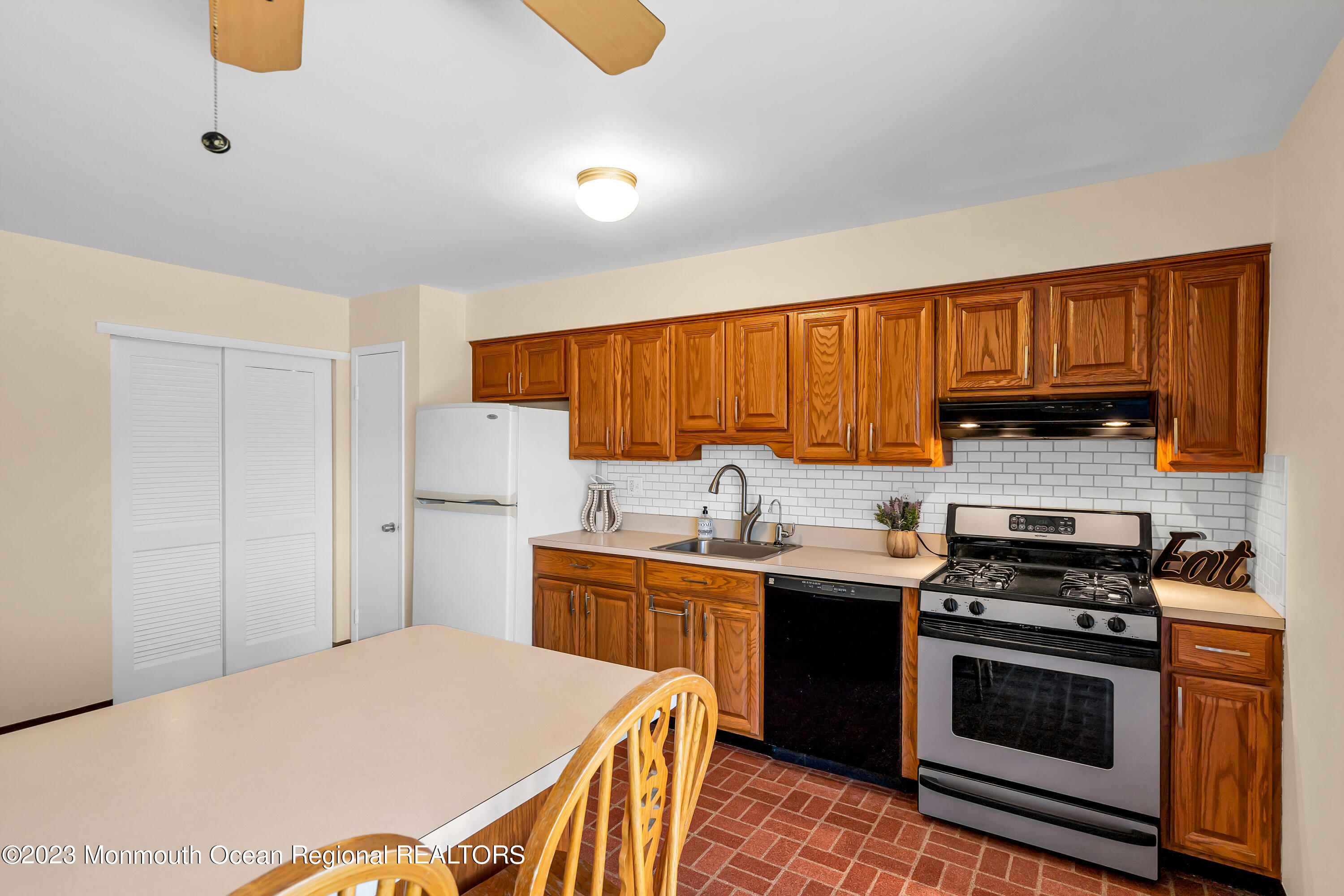 144 Greenwood Loop Road Brick, NJ 08724 - Photo 22 of 34 056_dsc07133