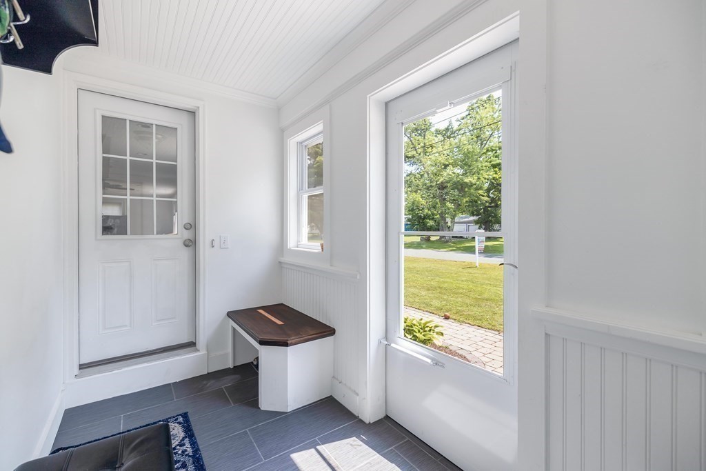 77 Manchonis Road Wilbraham, MA 01095 - Photo 3 of 34 Gallery Image 3