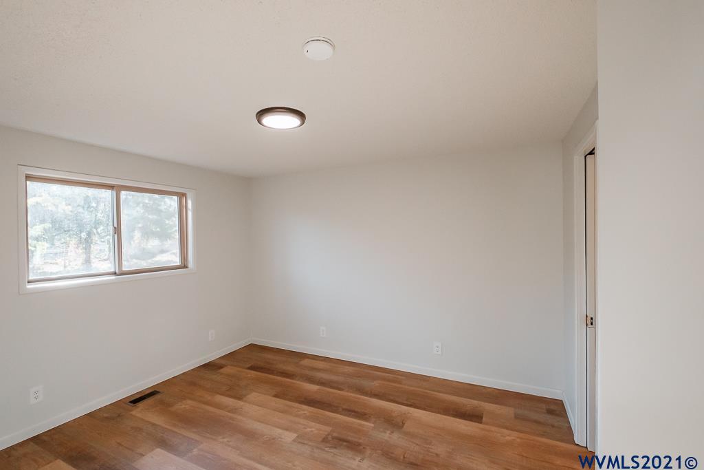 2714 Northwest Gibson Hill Road Albany, OR 97321 - Photo 22 of 41