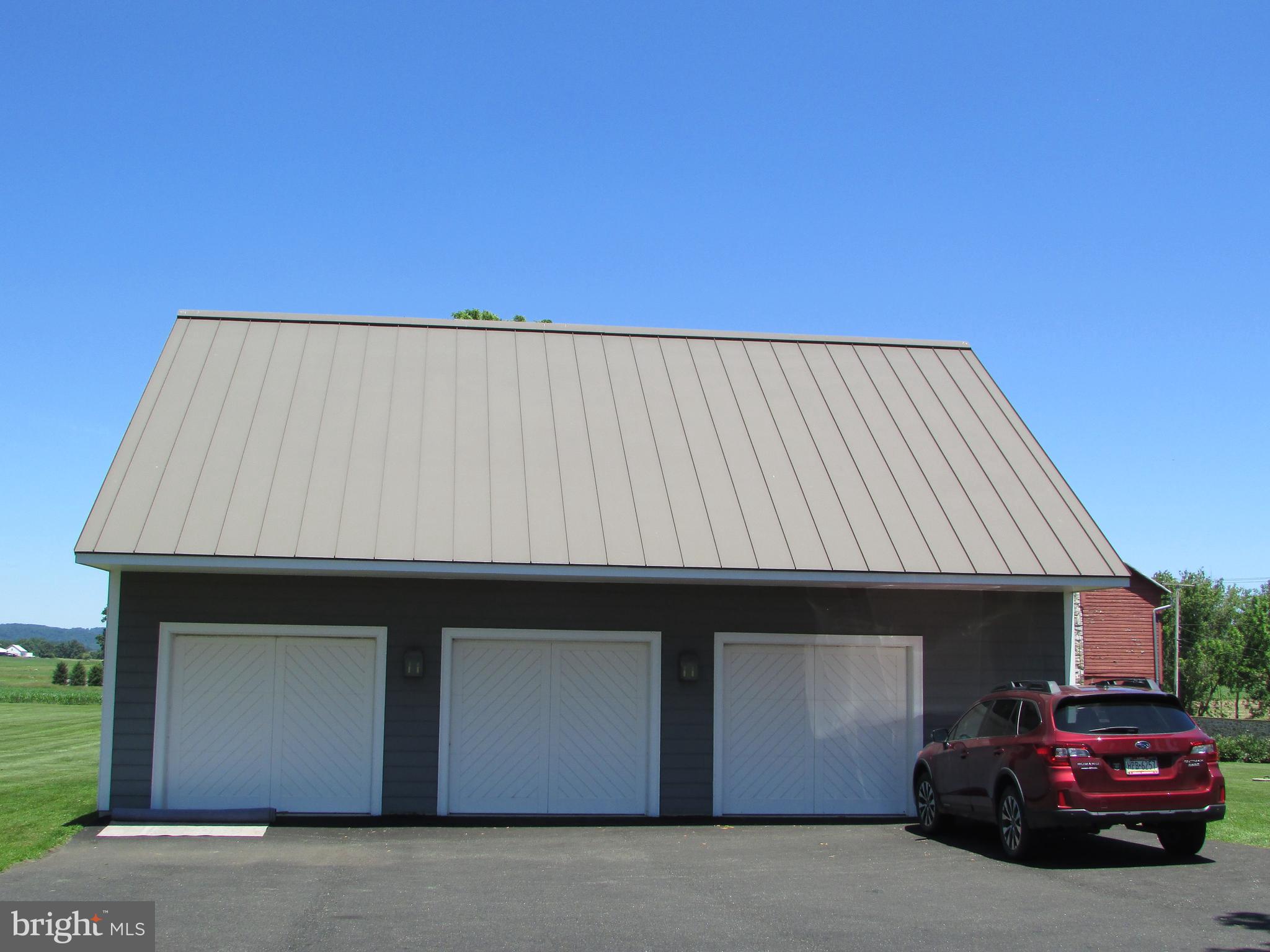 464 Covered Bridge Road Oley, PA 19547 - Photo 31 of 41 3 Car Garage with Guest House