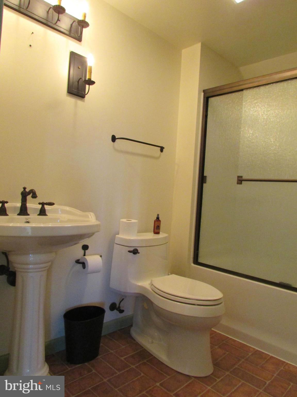 464 Covered Bridge Road Oley, PA 19547 - Photo 35 of 41 Guest House Bathroom with shower