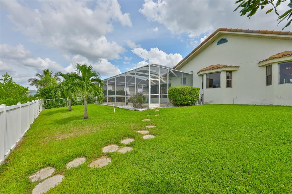 913 Allegro Lane Apollo Beach, FL 33572 - Photo 40 of 57 a view of a house with a yard