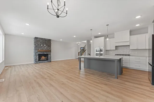 $724,900 | 4881 127th Lane Northeast, Blaine, MN 55449