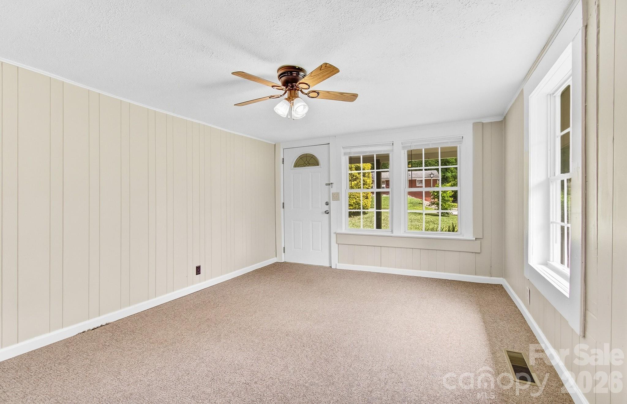 438 Loop Road Hendersonville, NC 28792 - Photo 28 of 40