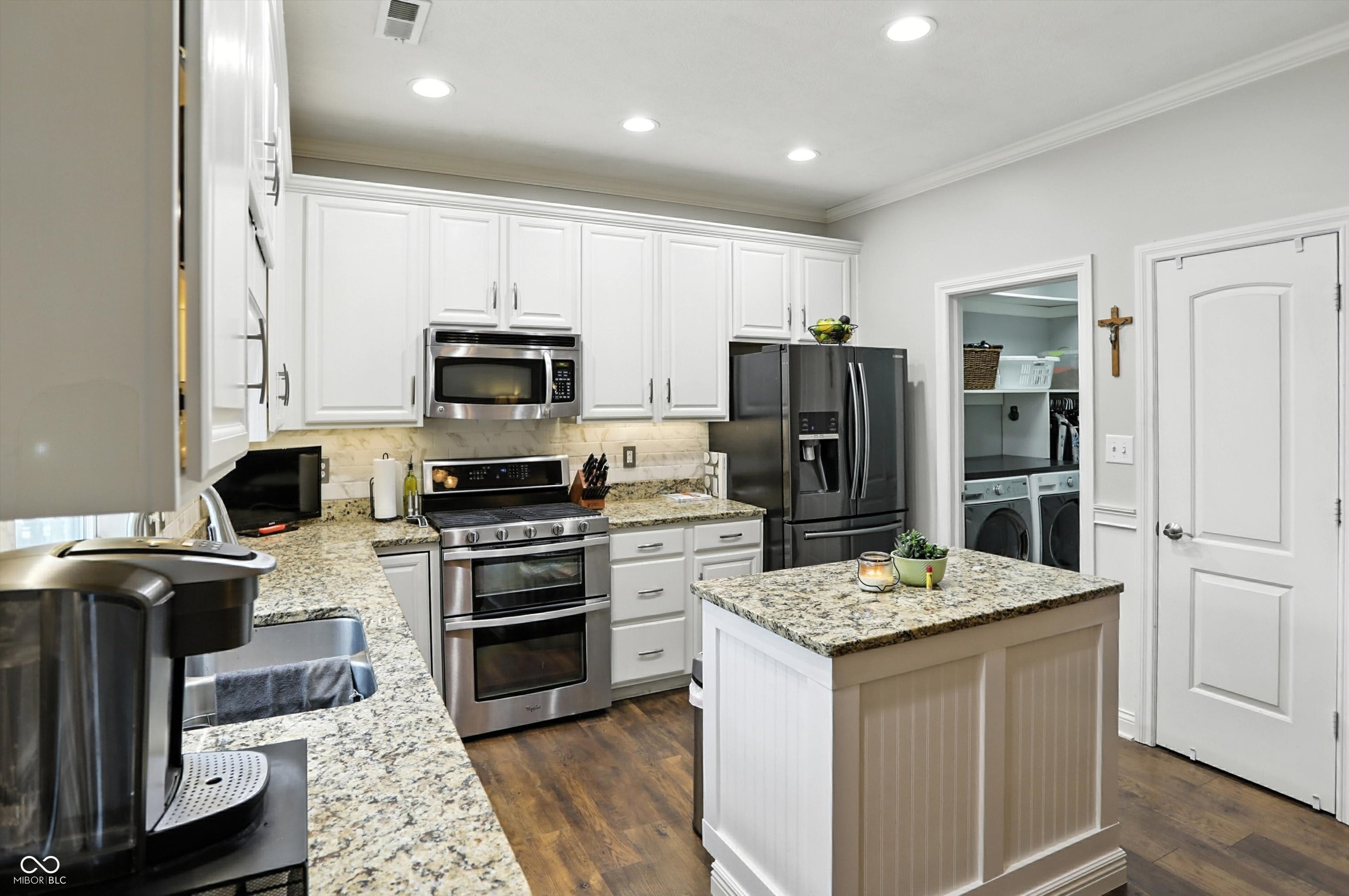 12471 Hawks Landing Drive Fishers, IN 46037 - Photo 14 of 68
