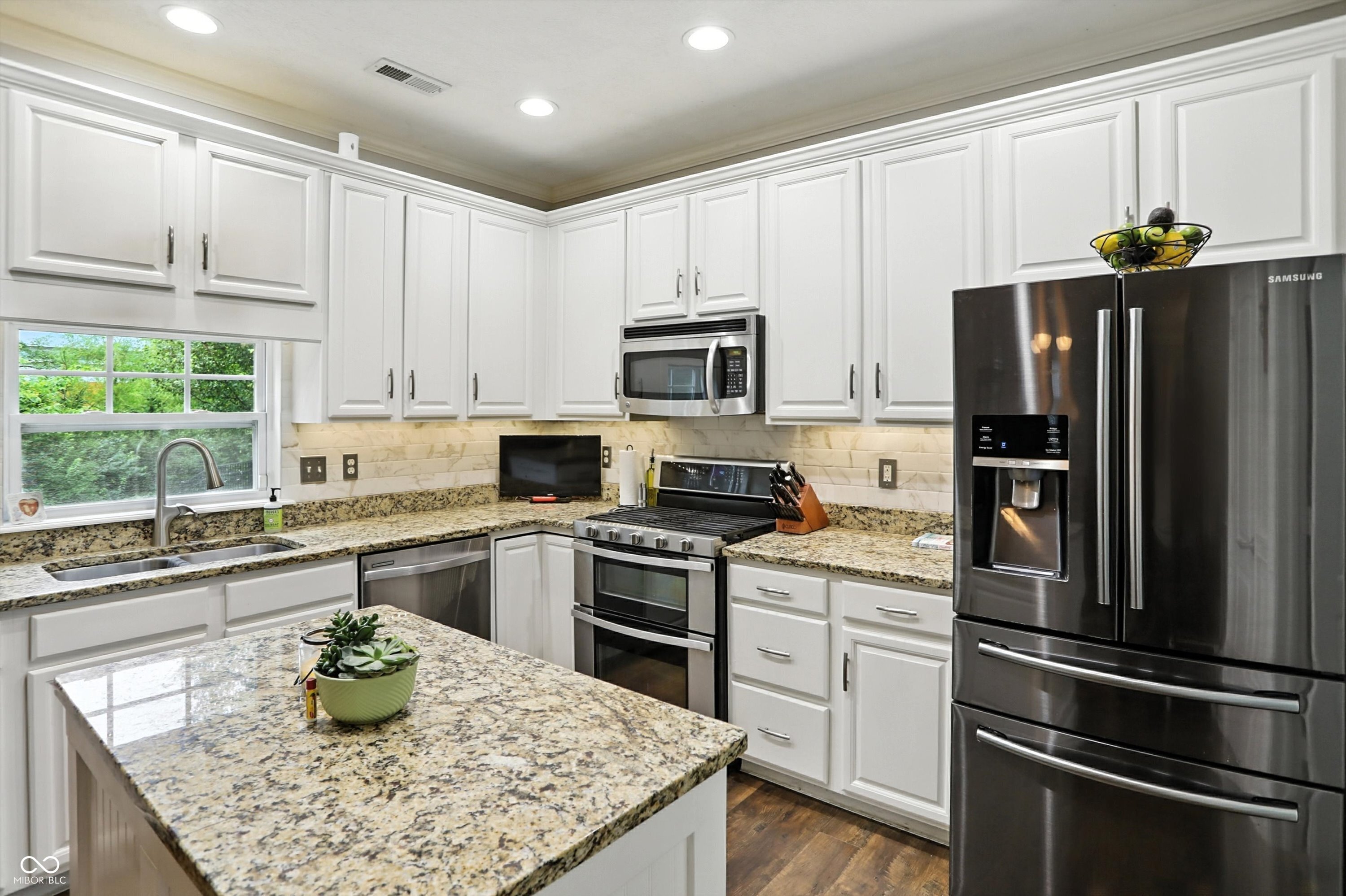 12471 Hawks Landing Drive Fishers, IN 46037 - Photo 18 of 68