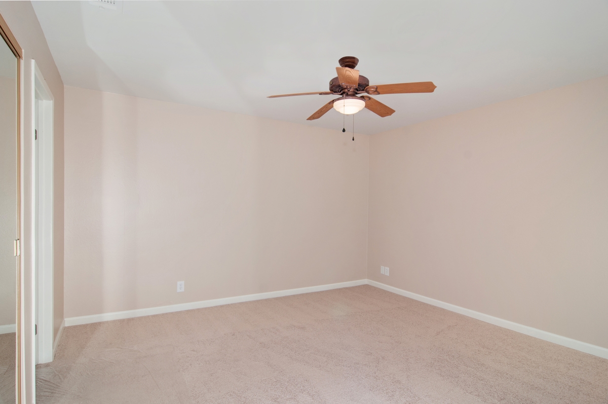 4271 Dowitcher Way Oceanside, CA 92057 - Photo 11 of 25 Gallery Image 11