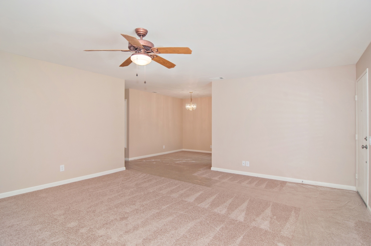 4271 Dowitcher Way Oceanside, CA 92057 - Photo 6 of 25 Gallery Image 6