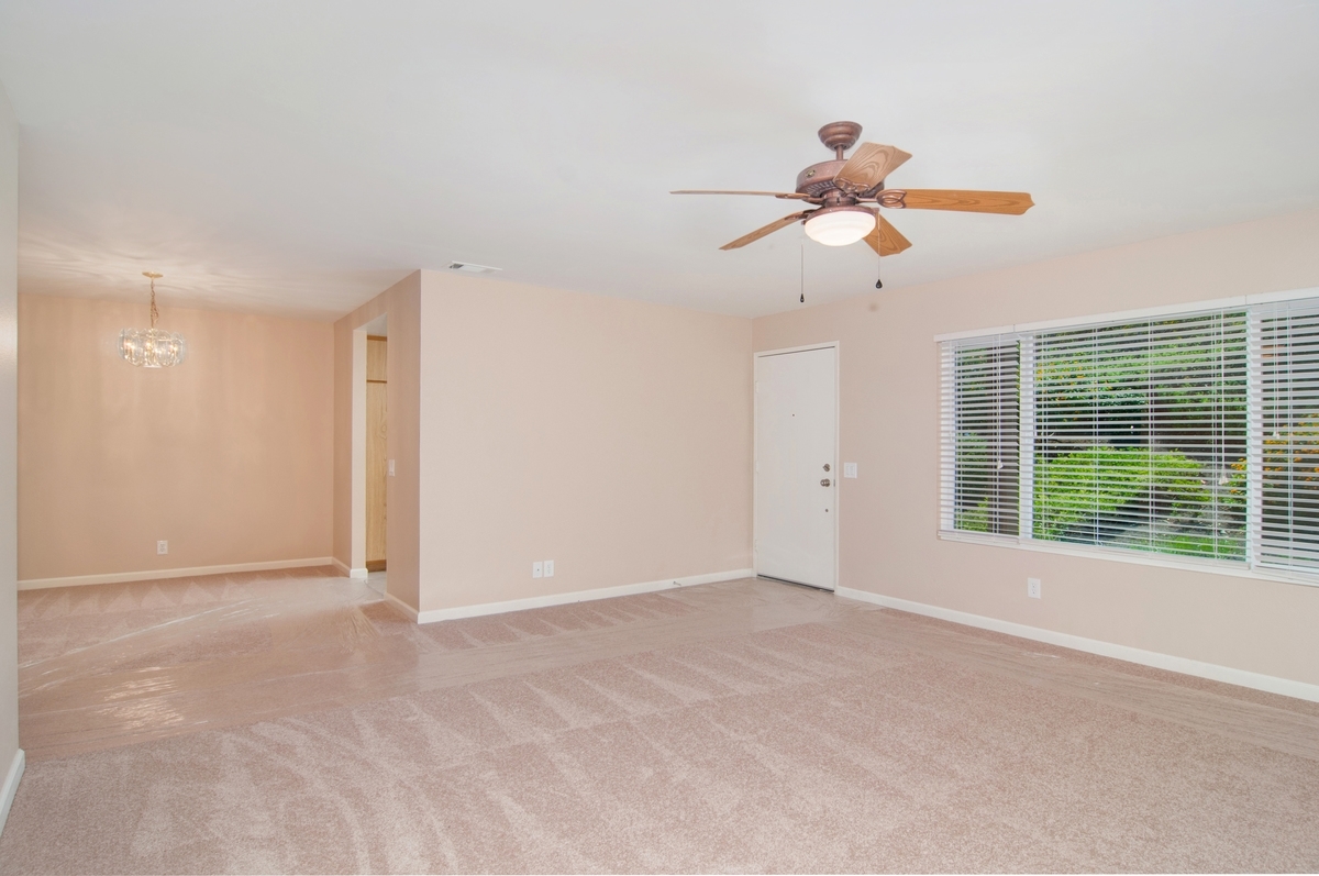 4271 Dowitcher Way Oceanside, CA 92057 - Photo 7 of 25 Gallery Image 7
