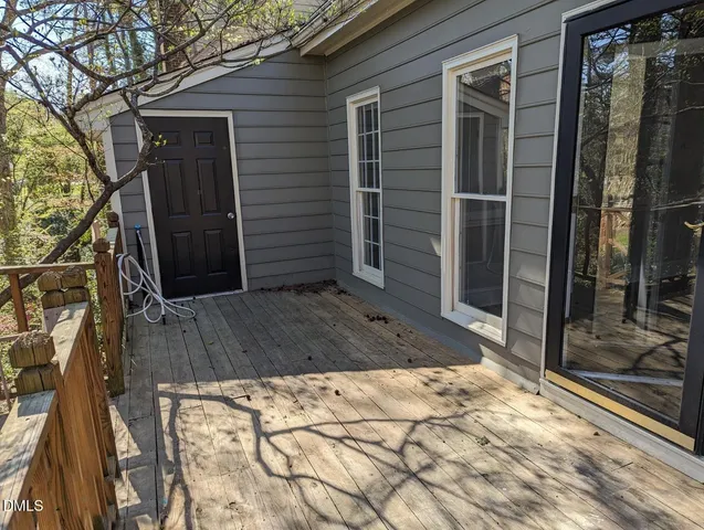 $1,995 | 1306 Hampshire Court, Raleigh, NC 27612