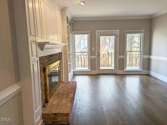 $1,995 | 1306 Hampshire Court, Raleigh, NC 27612