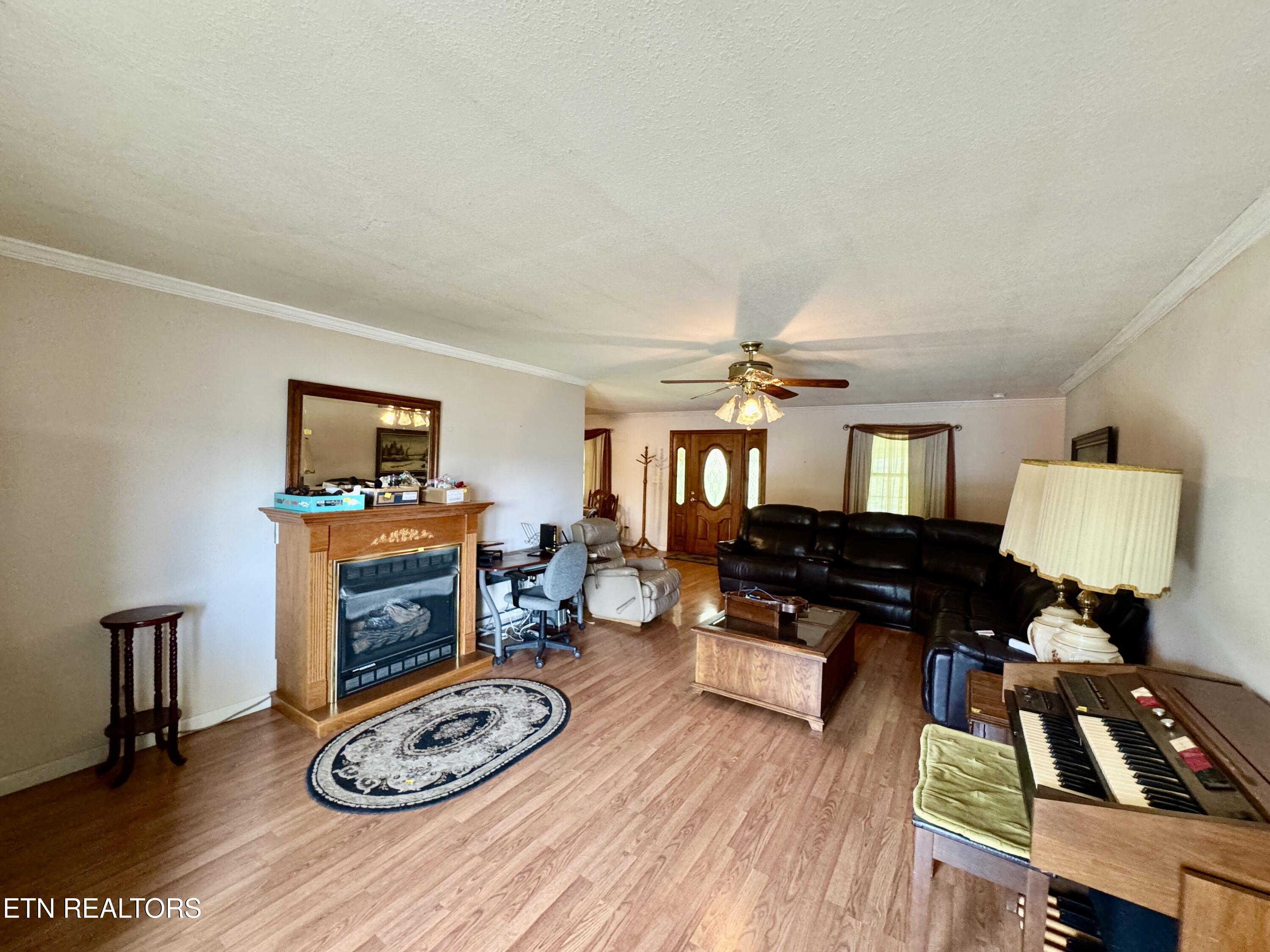 530 Rutledge Pike Blaine, TN 37709 - Photo 17 of 60 2-21