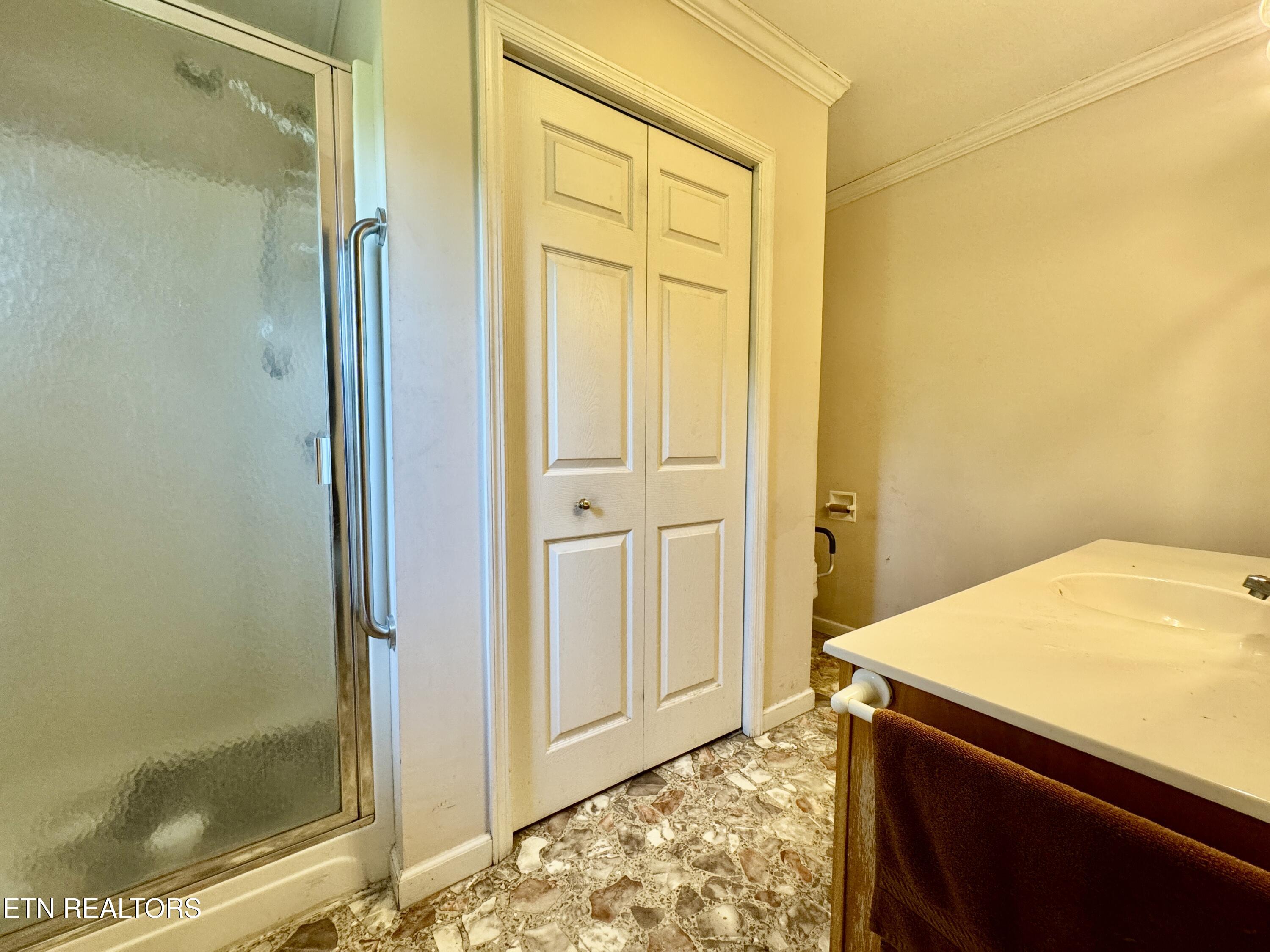 530 Rutledge Pike Blaine, TN 37709 - Photo 27 of 60 2-33