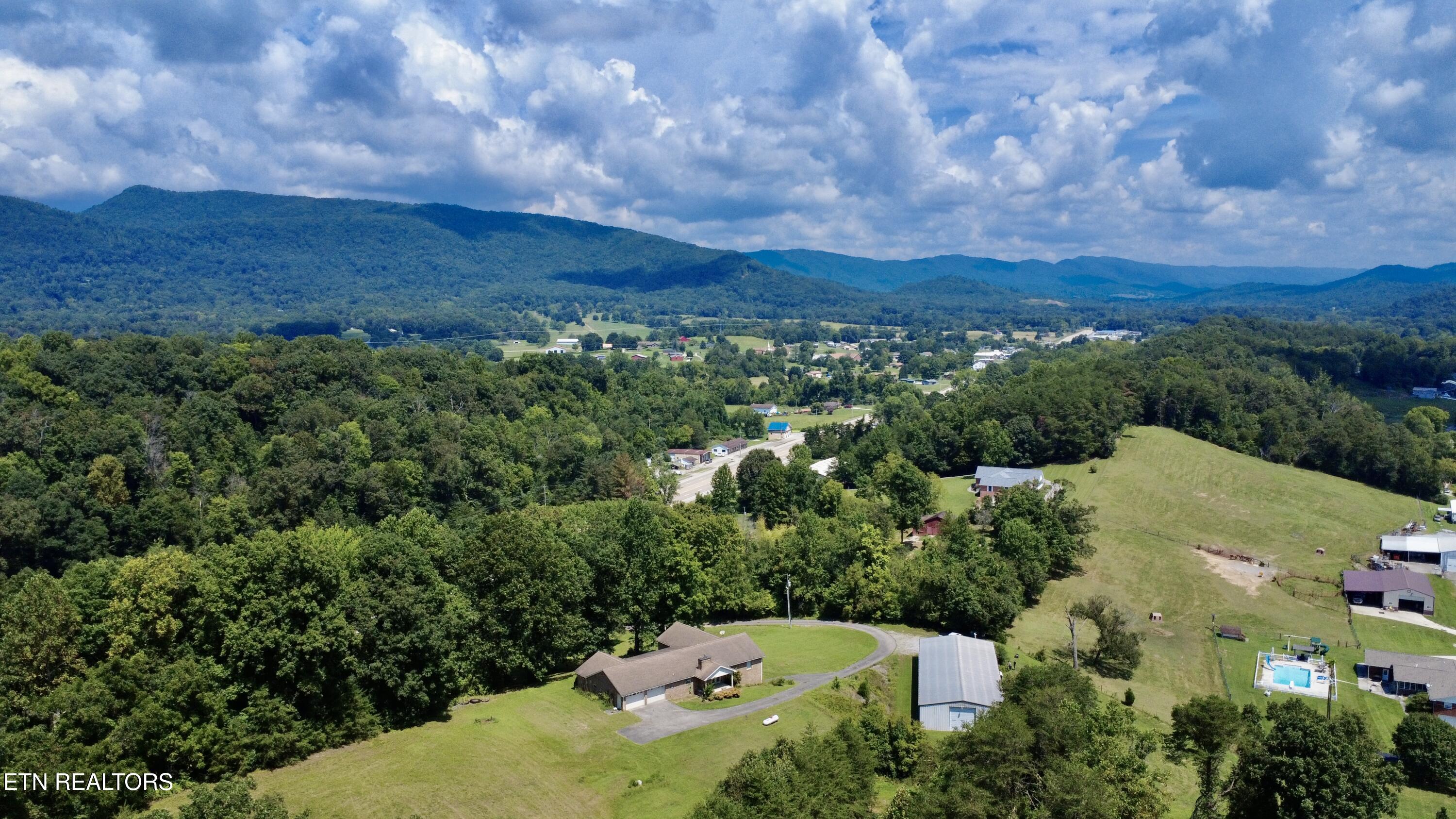 530 Rutledge Pike Blaine, TN 37709 - Photo 56 of 60 2-71