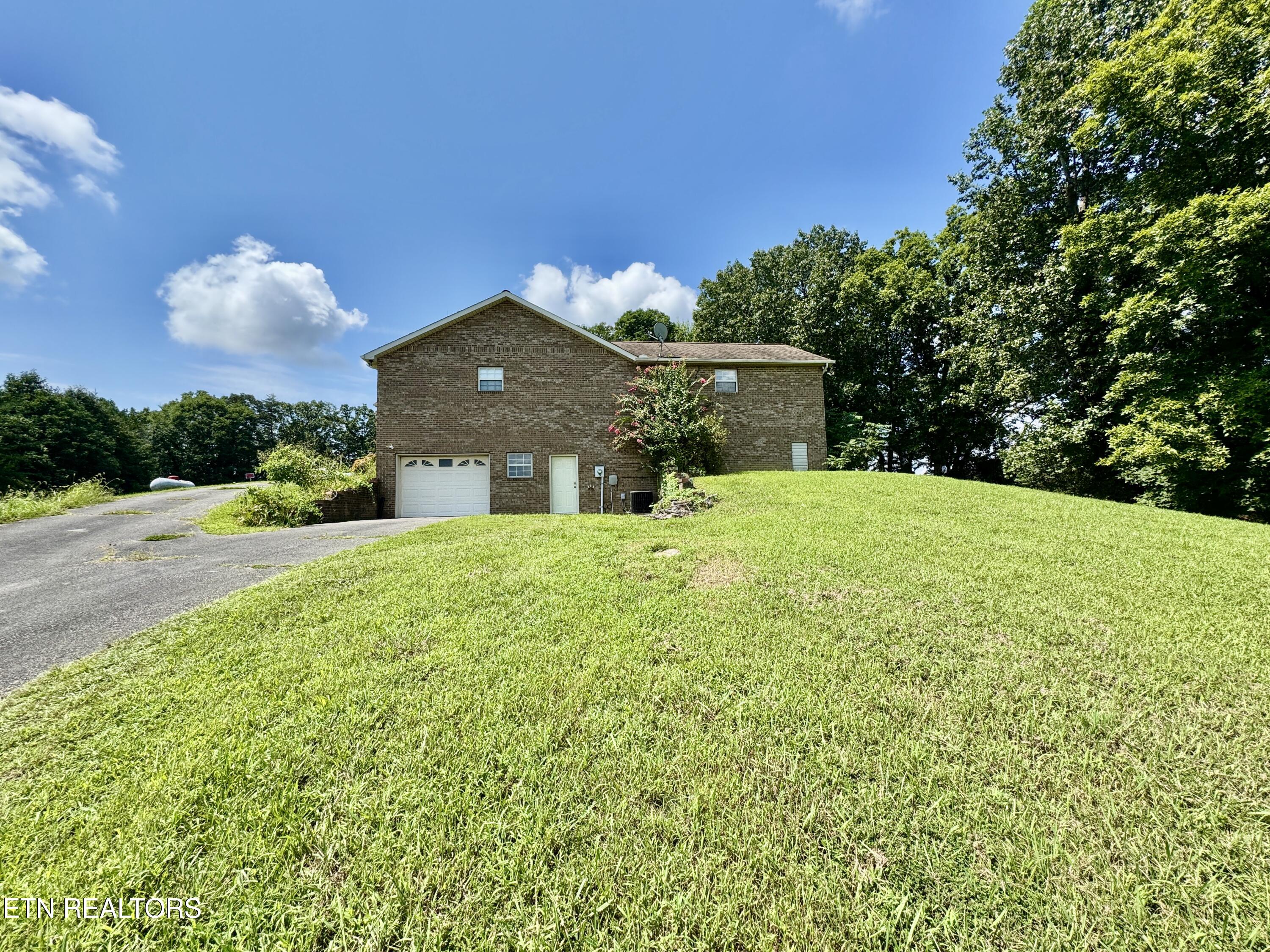 530 Rutledge Pike Blaine, TN 37709 - Photo 6 of 60 2-8