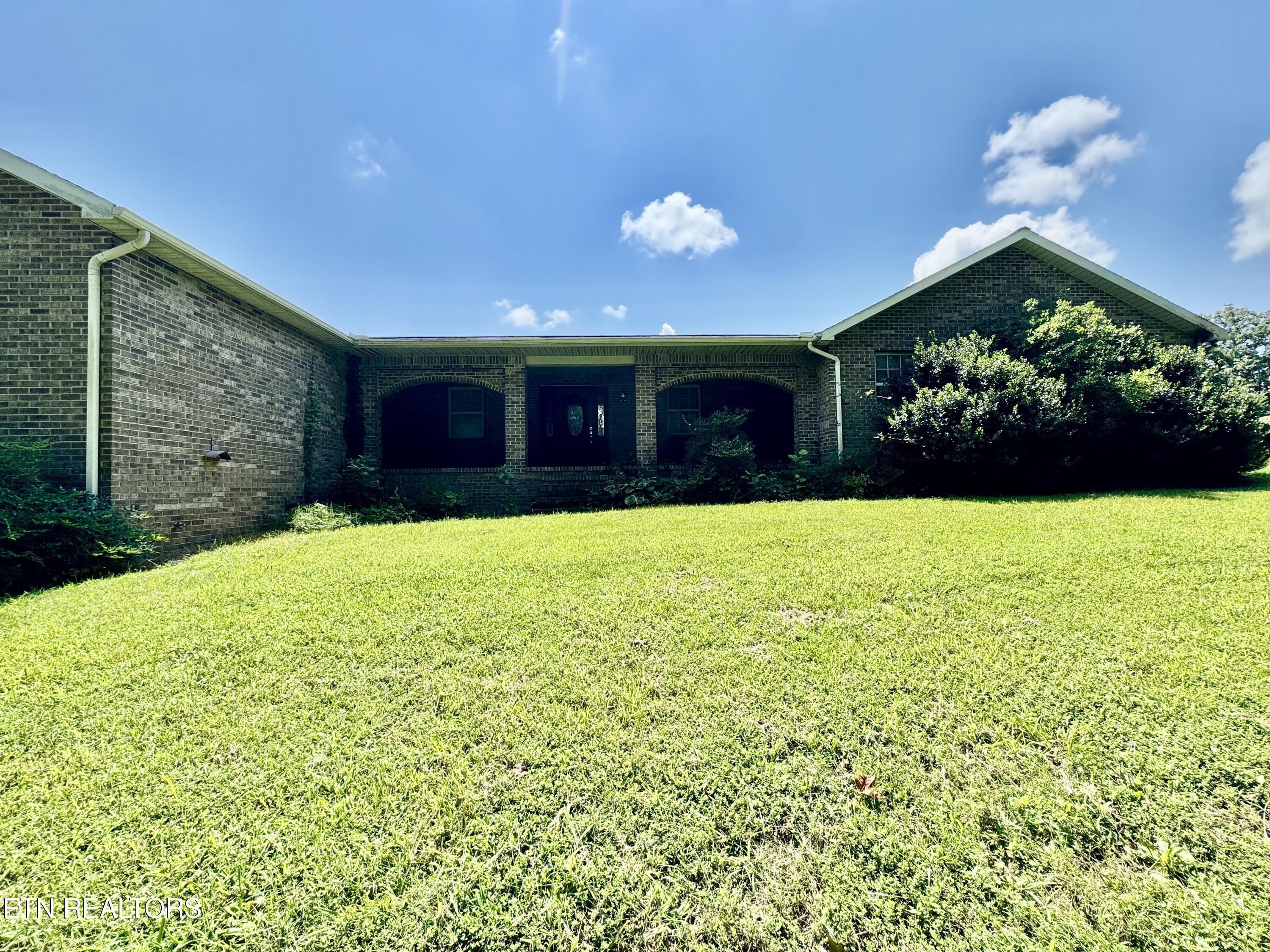 530 Rutledge Pike Blaine, TN 37709 - Photo 10 of 60 2-13