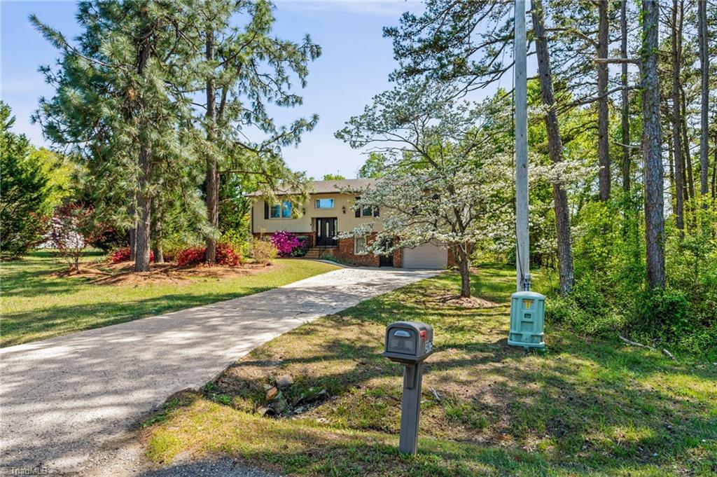3975 Pine Ridge Drive Trinity, NC 27370 - Photo 5 of 48