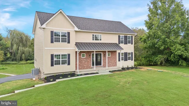 $739,900 | 704 Bullen Drive, Middletown, DE 19709