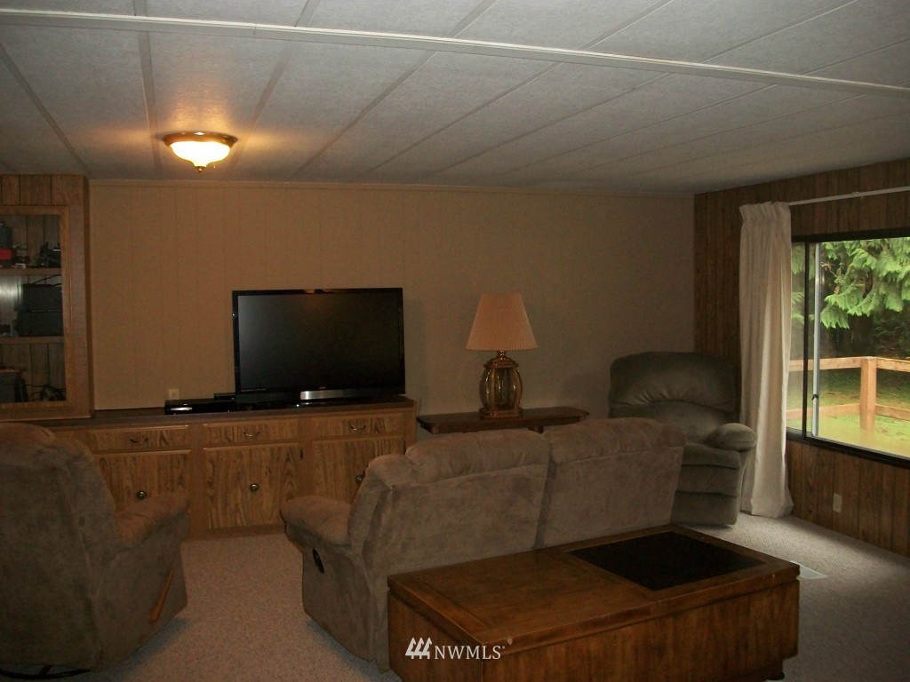 246 Burchett Road Onalaska, WA 98570 - Photo 7 of 9 Gallery Image 7