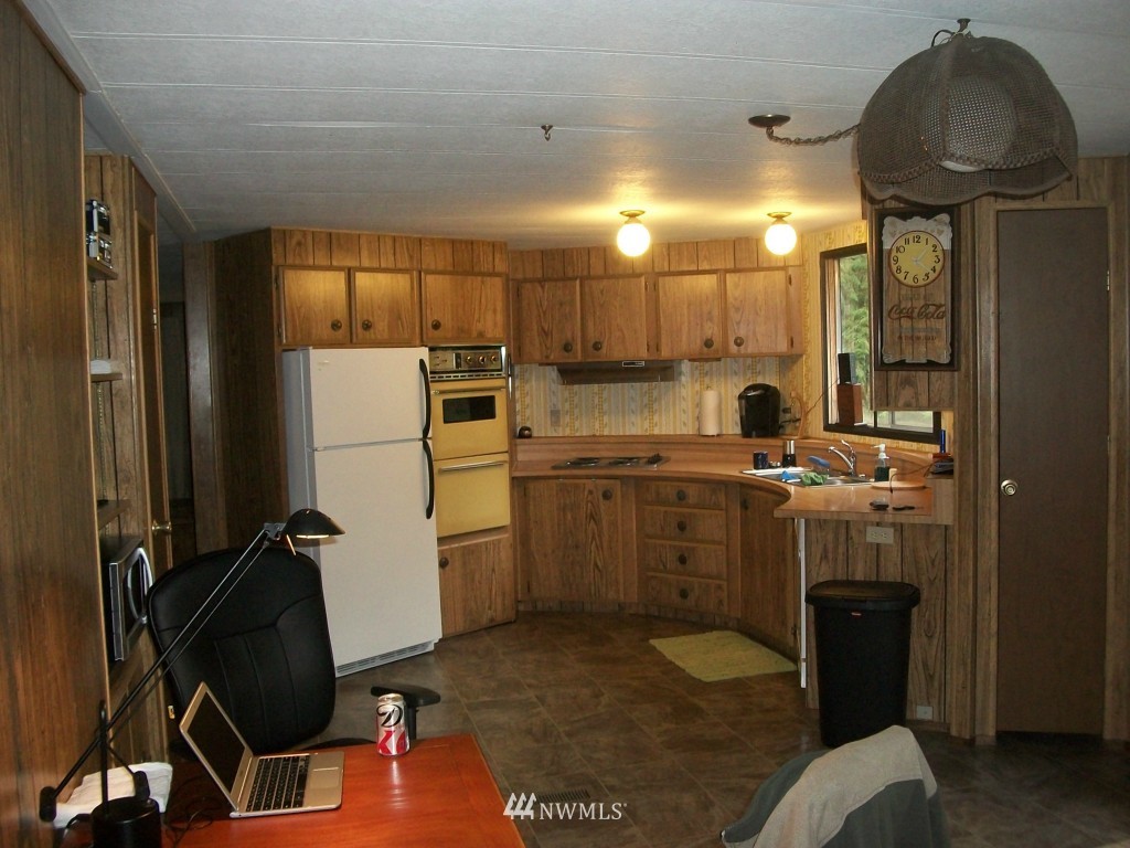 246 Burchett Road Onalaska, WA 98570 - Photo 9 of 9 Gallery Image 9