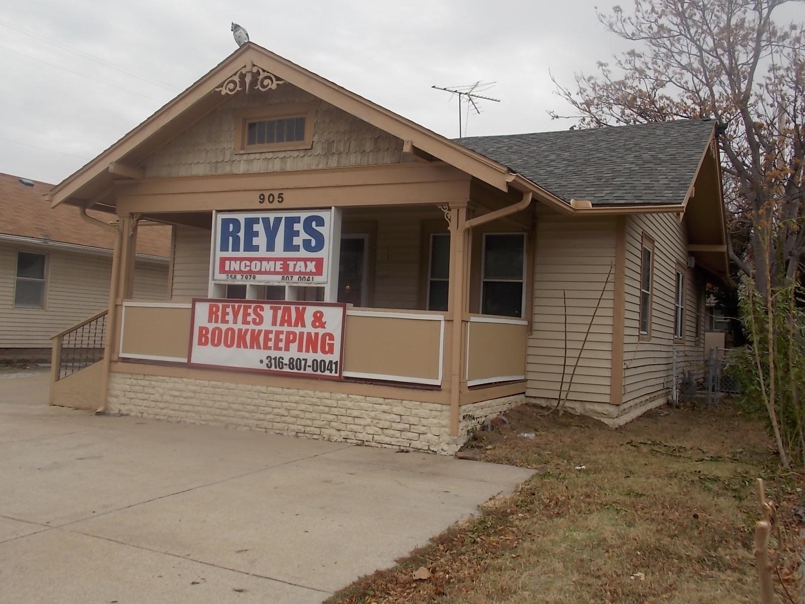905 South Seneca Street Wichita, KS 67213 - Photo 2 of 36