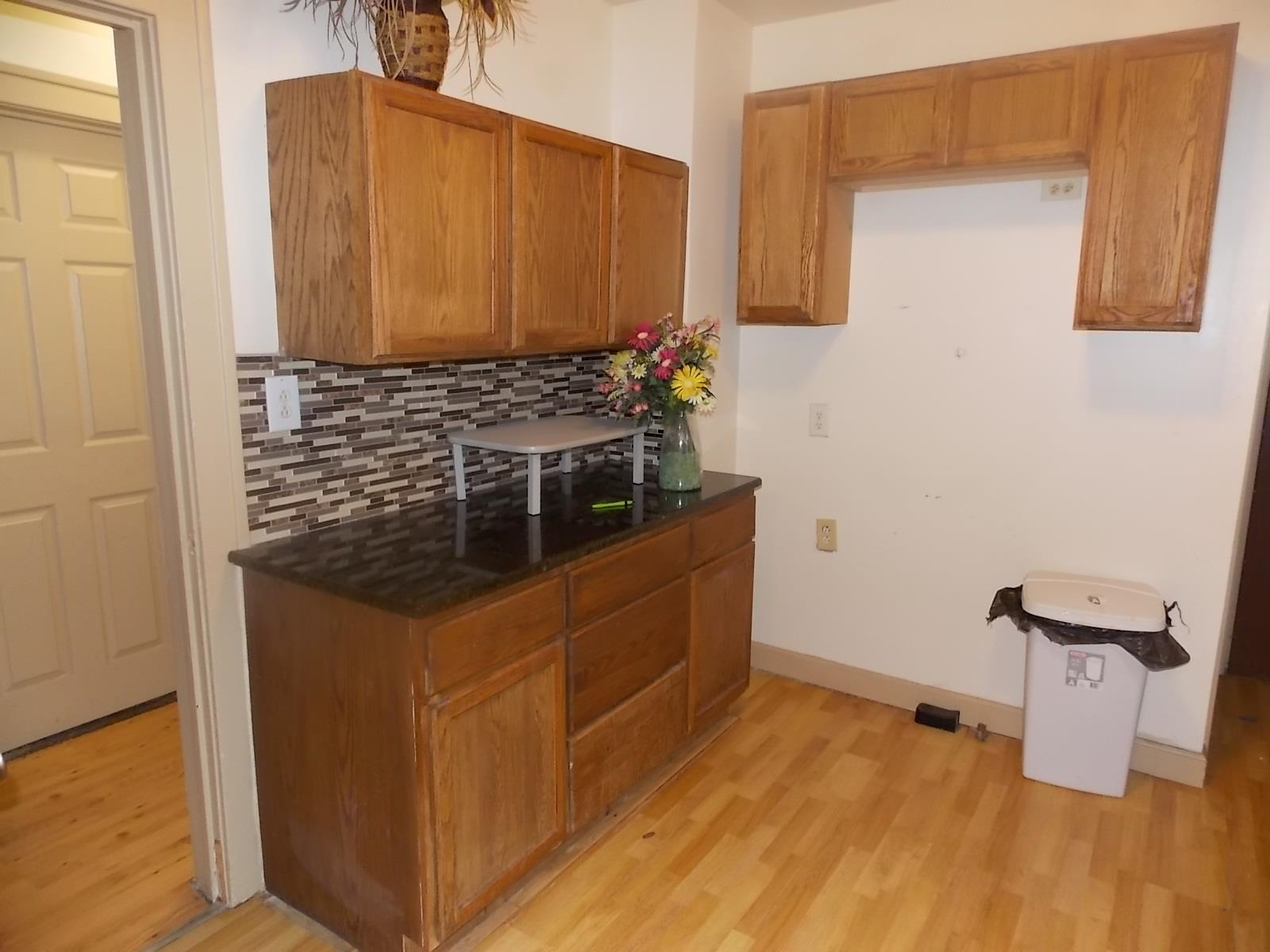 905 South Seneca Street Wichita, KS 67213 - Photo 22 of 36