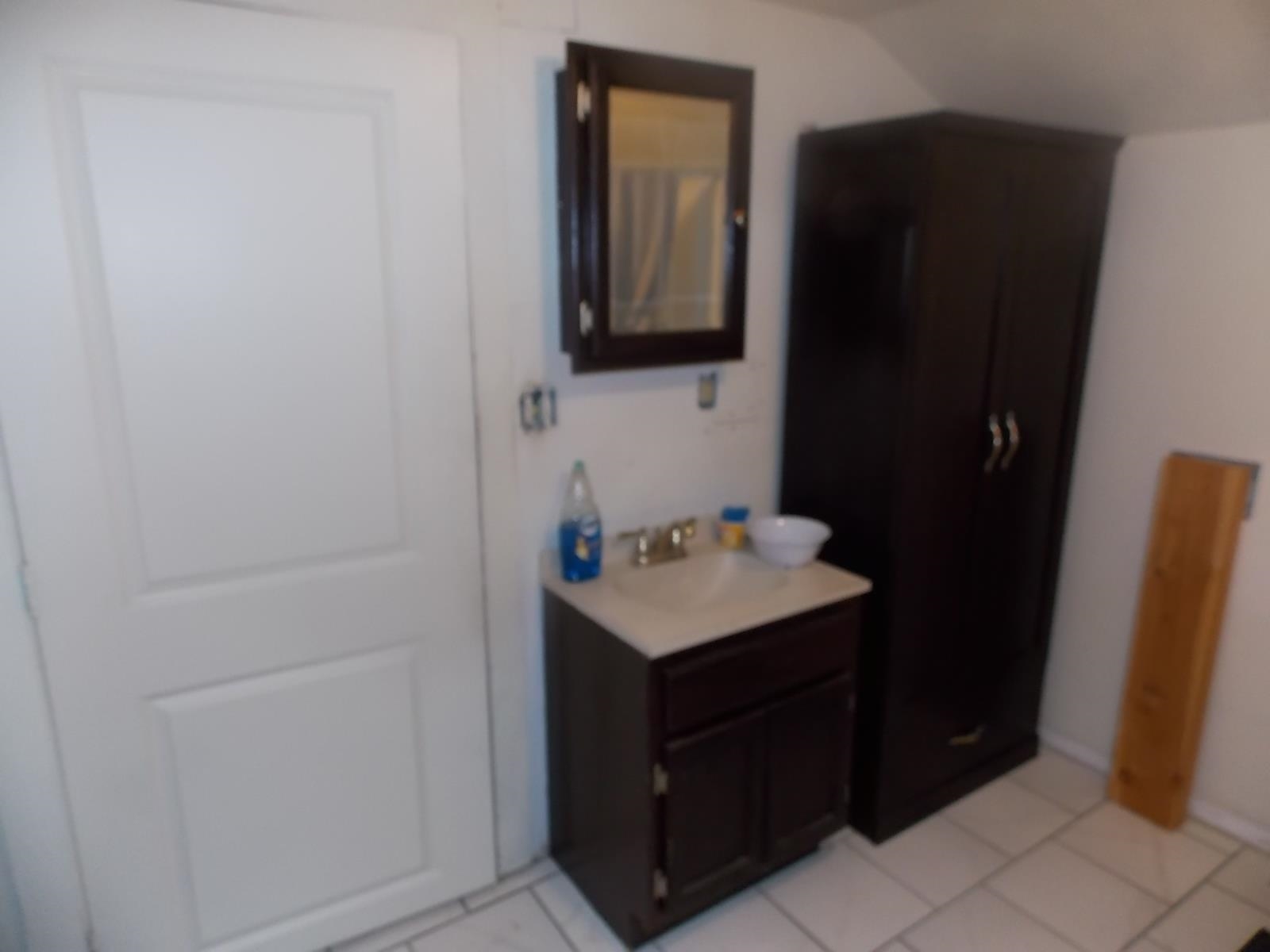 905 South Seneca Street Wichita, KS 67213 - Photo 34 of 36