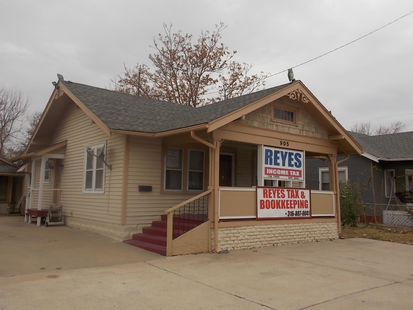905 South Seneca Street Wichita, KS 67213 - Photo 4 of 36