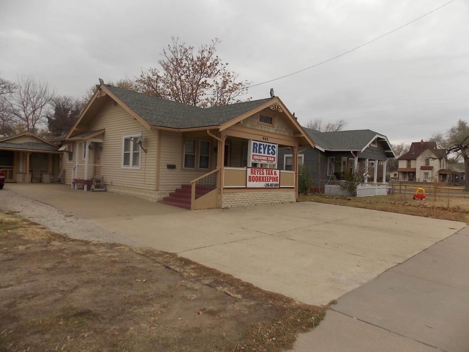 905 South Seneca Street Wichita, KS 67213 - Photo 5 of 36