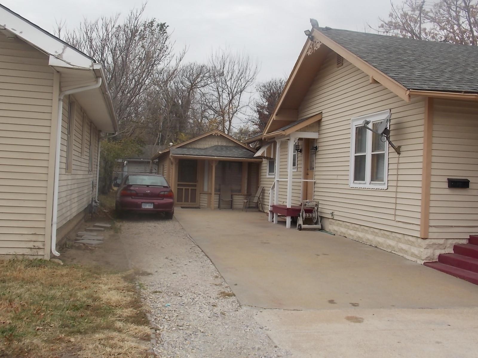 905 South Seneca Street Wichita, KS 67213 - Photo 6 of 36